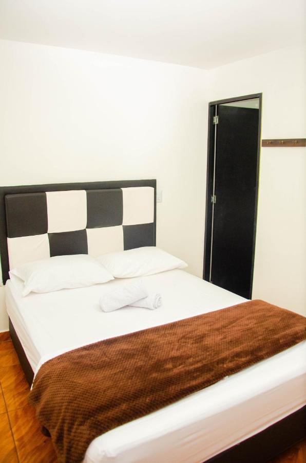 Casa Hotel Los Arboles Бейо Екстериор снимка