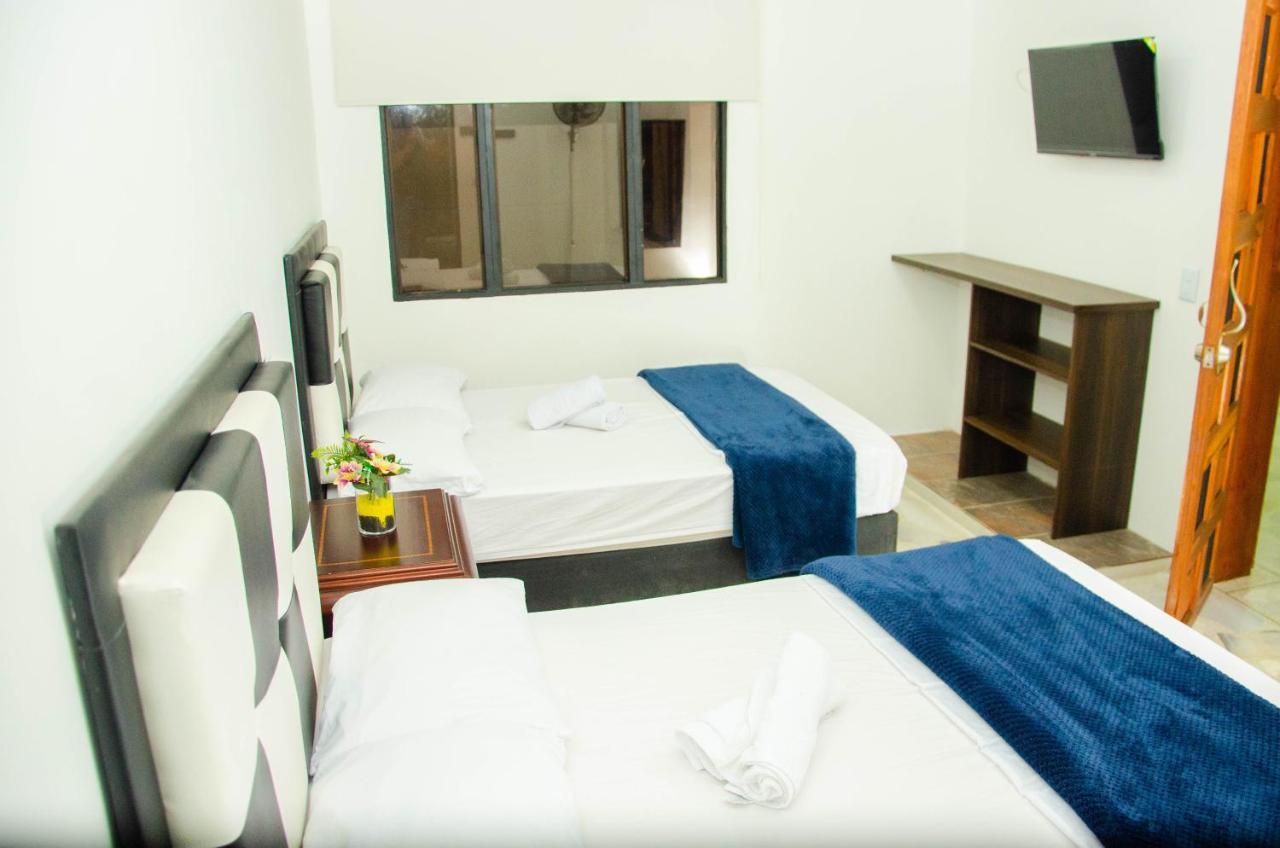 Casa Hotel Los Arboles Бейо Екстериор снимка