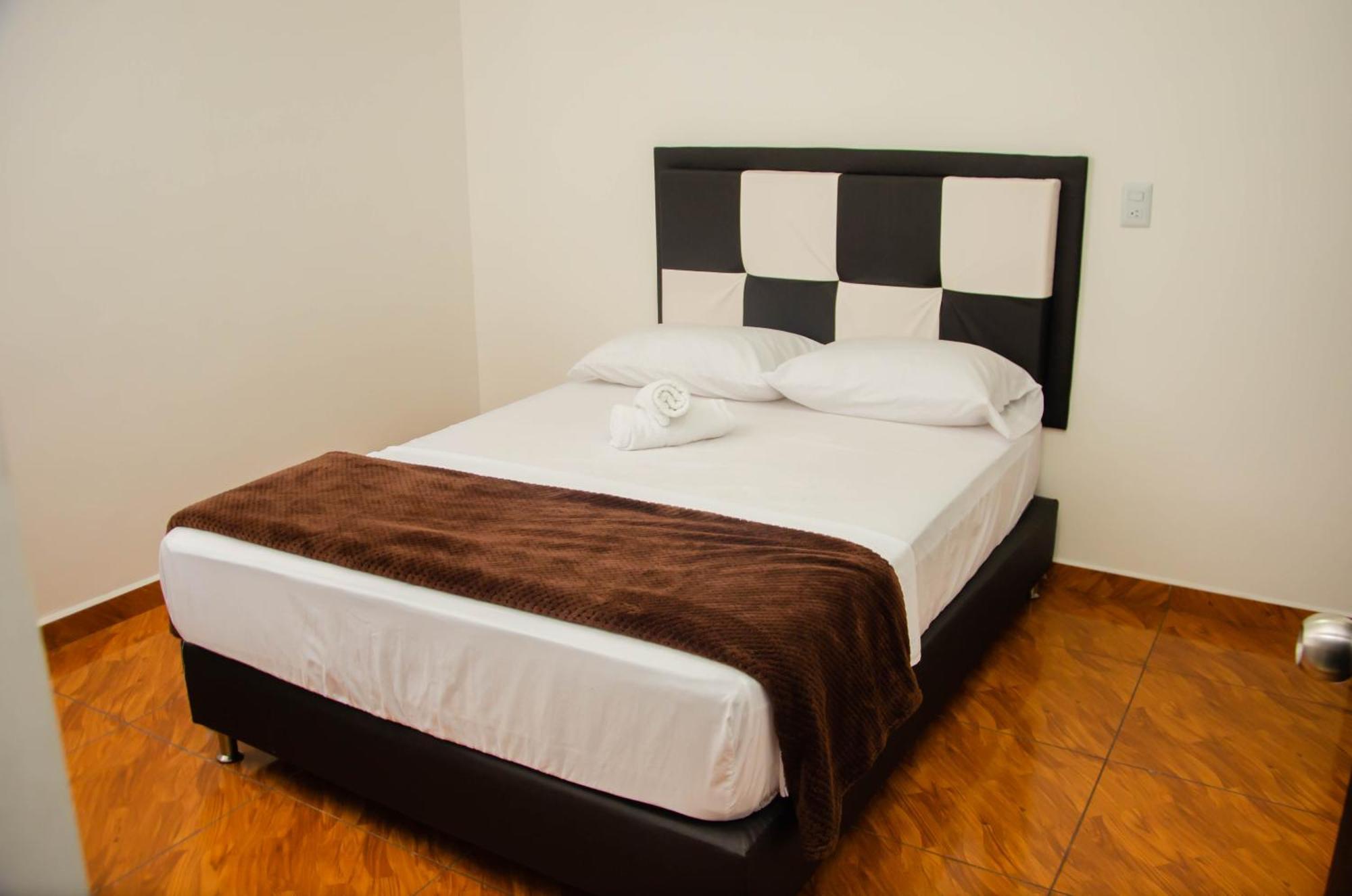 Casa Hotel Los Arboles Бейо Екстериор снимка